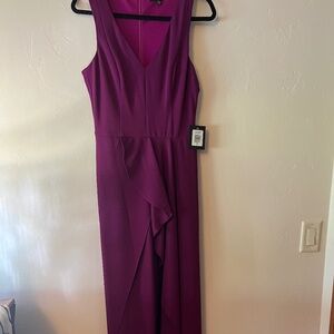 Marina Sleeveless Split-Hem Jumpsuit - Magenta - NWT - NEW - Size 8